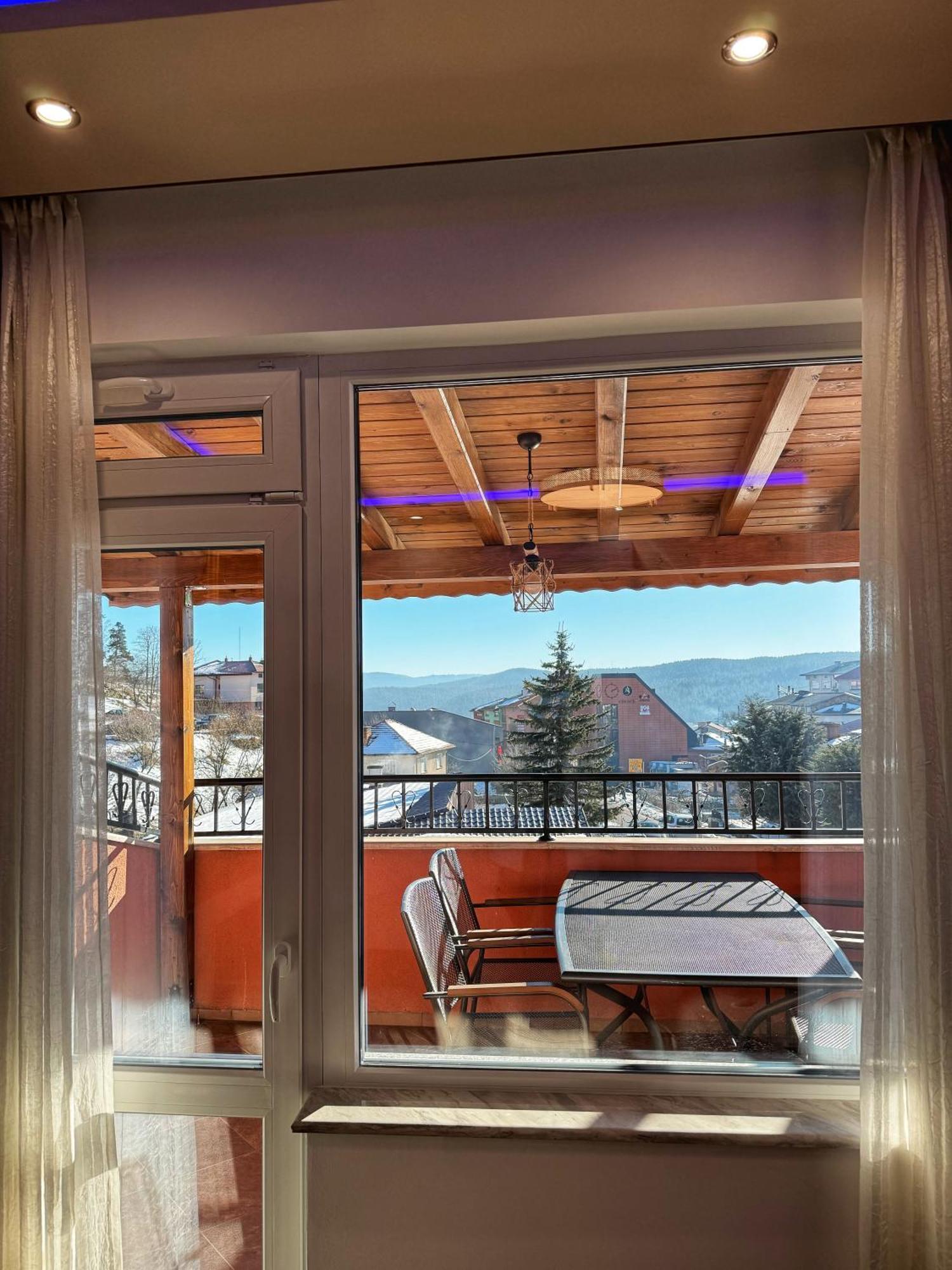 Hotel Diamant Dospat Esterno foto